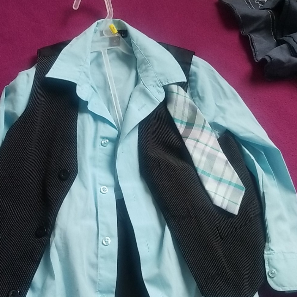 Boy's suit